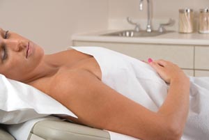 Graham Medical Tissue Drape & Bed Sheets 300