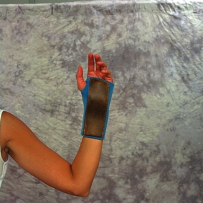 Scott Specialties Neoprene Wrist Brace With Palm Stay 9019