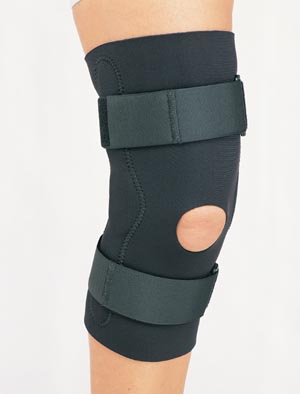 Procare Hinged Knee Support 79-82737
